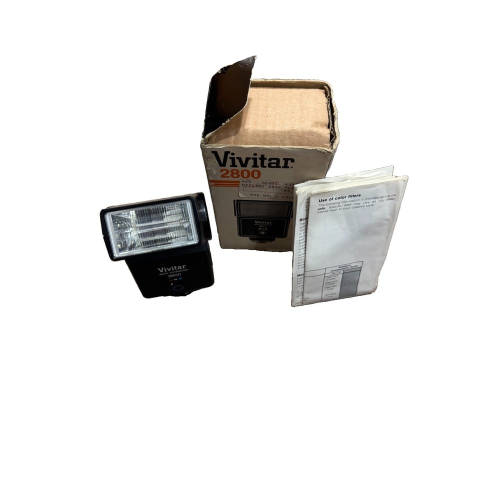 Vintage Vivitar Auto Thyristor 2800 electronic camera flash.